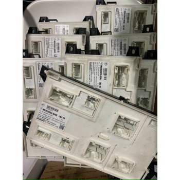 BAŞKAN TİC.MERCEDES A2469009413 W246 W117 W176 SAM BEYNİ 2469009413